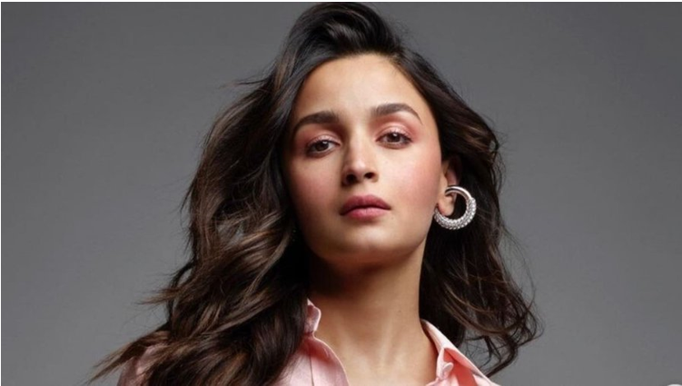 Alia Bhatt says she was willing to make sacrifices for work initially