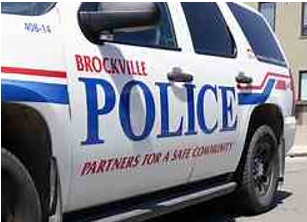 8 hurt in horse-drawn wagon ride gone wrong in Brockville