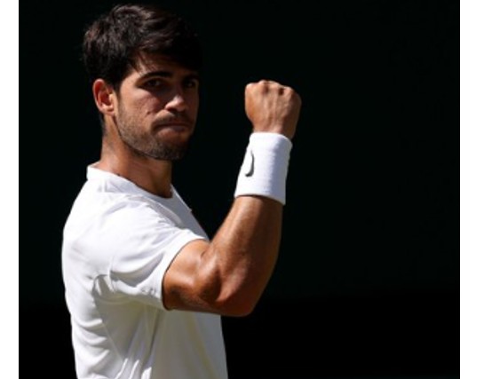 Wimbledon: Carlos Alcaraz storms into final