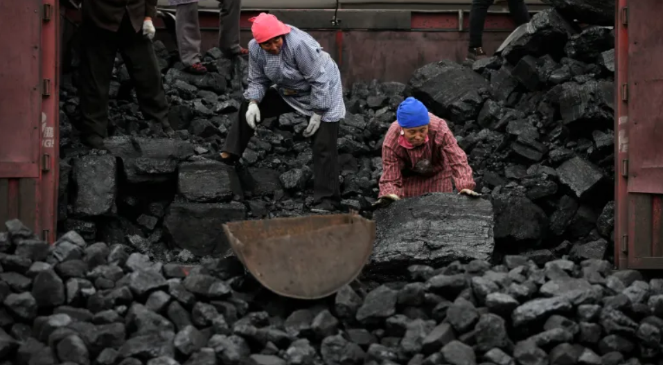 Explosion at coal mine kills 11 in northern China