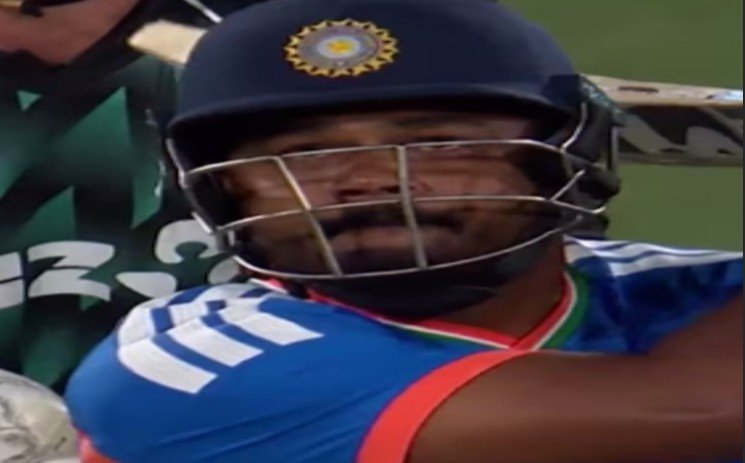 India defeated New Zealand by 4 wickets