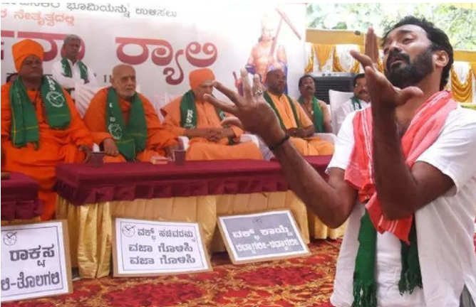 Karnataka seer calls for revoking Muslim voting rights, abolition of Waqf Board