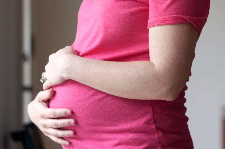 New study says pregnancy ages you faster