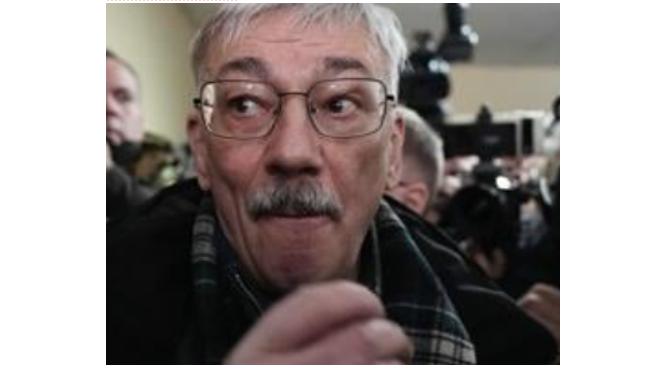 Russian activist Oleg Orlov gets 2.5 years in jail for criticising Ukraine war