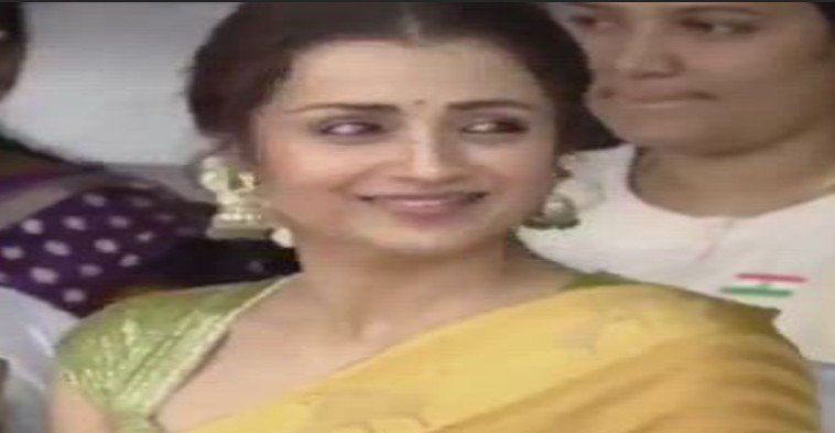 Trisha takes front-row seat at CM Vijay's flag-hoisting ceremony