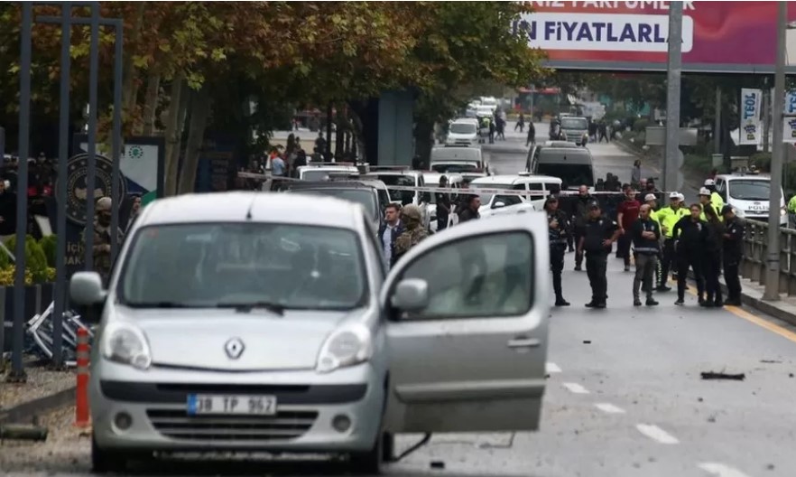 Turkey: Two officers injured in blast outside interior ministry
