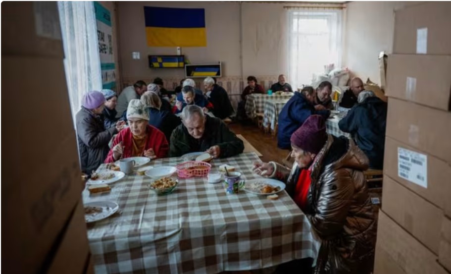 Ukrainian families divided as some flee fierce fighting in east