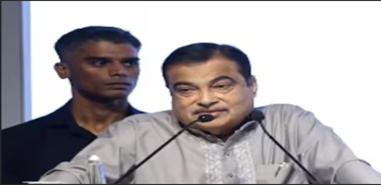 Gadkari calls for quality over cost, says petrol-diesel vehicles have no future