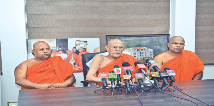 Special Prayers by Venerable Banagala Upatissa to Mark Modi's 25-Year Political Journey