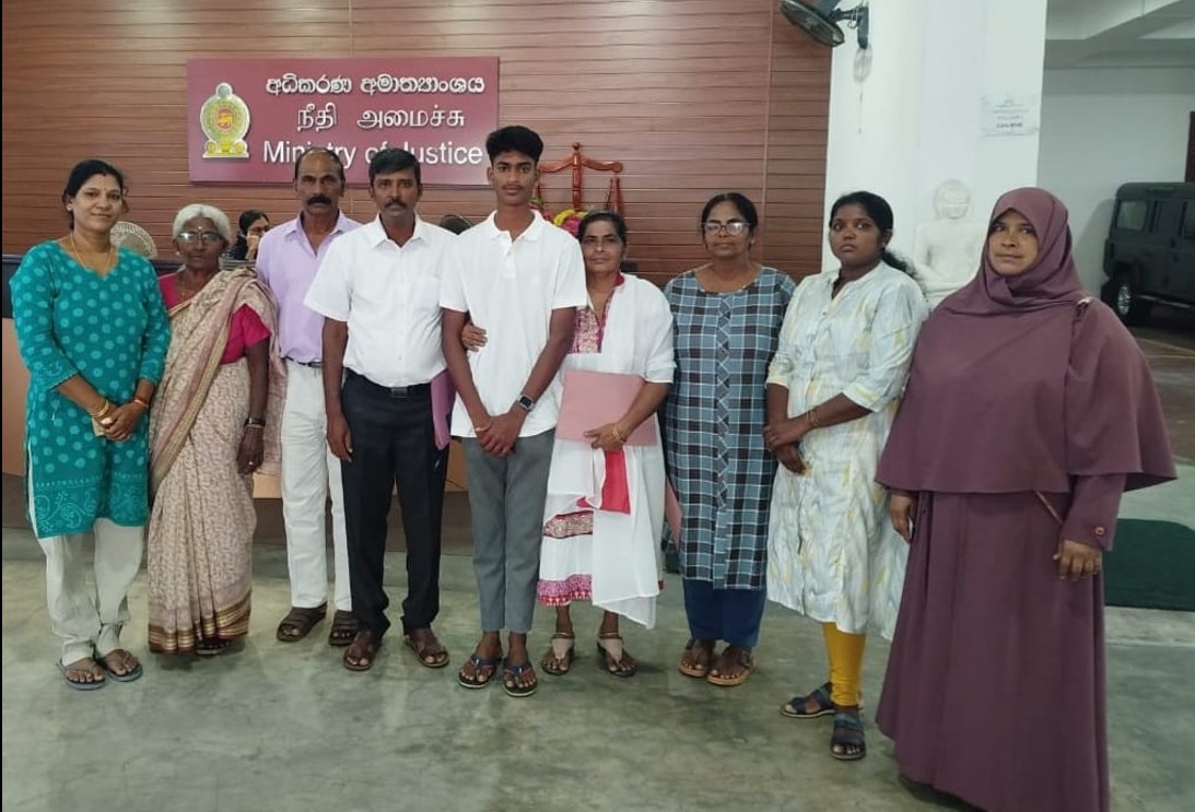 Voice for the Voiceless organization meets Justice Minister Harsha Nanayakkara